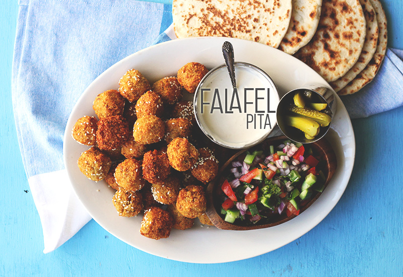 Falafel Pita for Street Food Monday! | The Sugar Hit