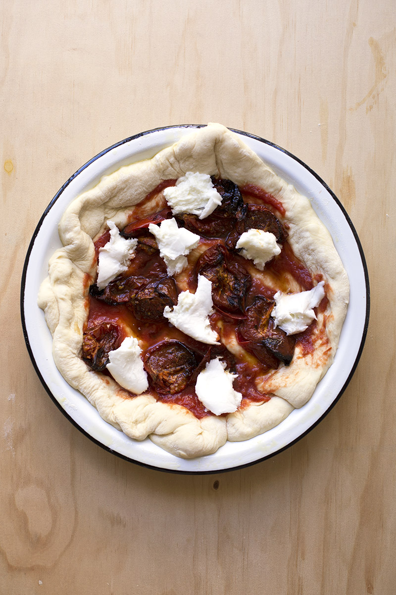 Chorizo & Burnt Tomato Pizza // The Sugar Hit