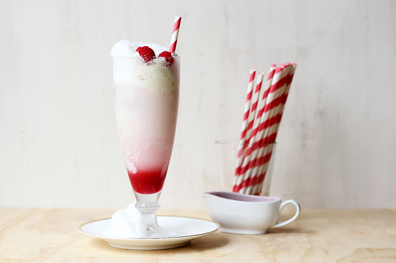 Raspberry Vanilla Bean Float // The Sugar Hit