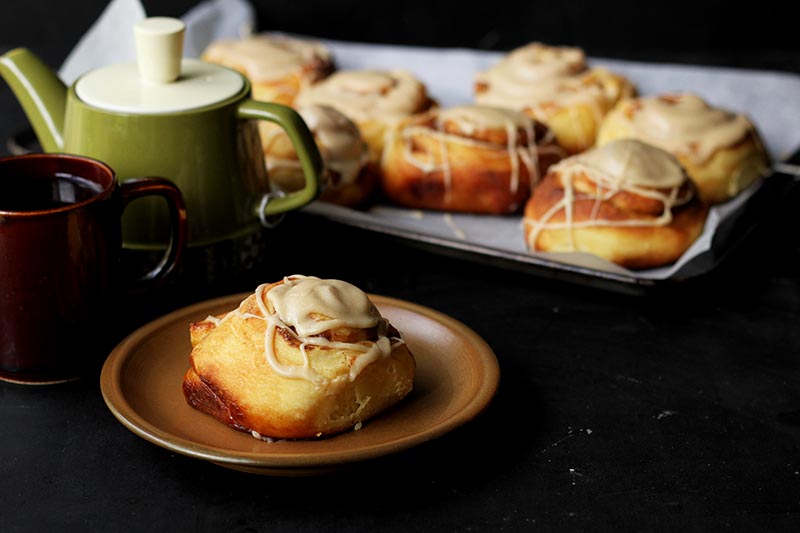 No Knead Brioche Brown Butter Buns // The Sugar Hit