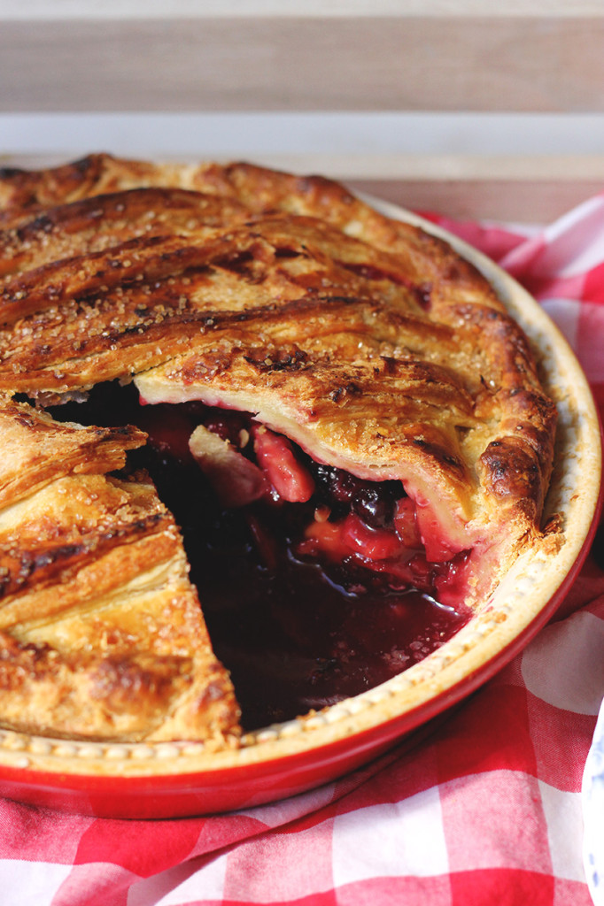 Apple & Blackberry Pie! The Sugar Hit