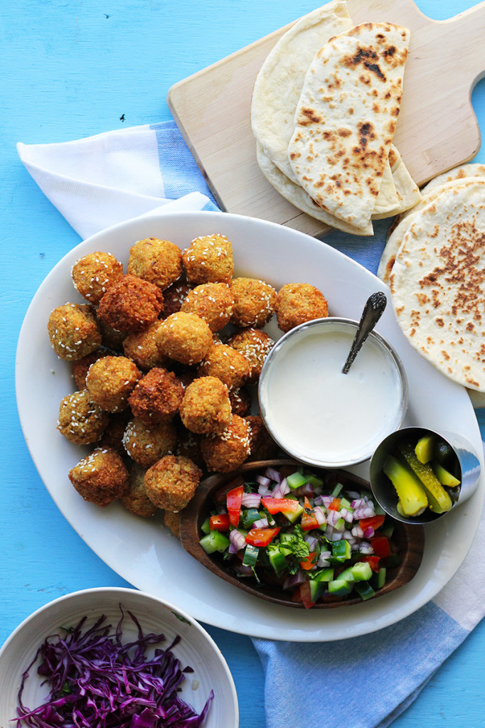 Falafel Pita [Street Food Monday] The Sugar Hit