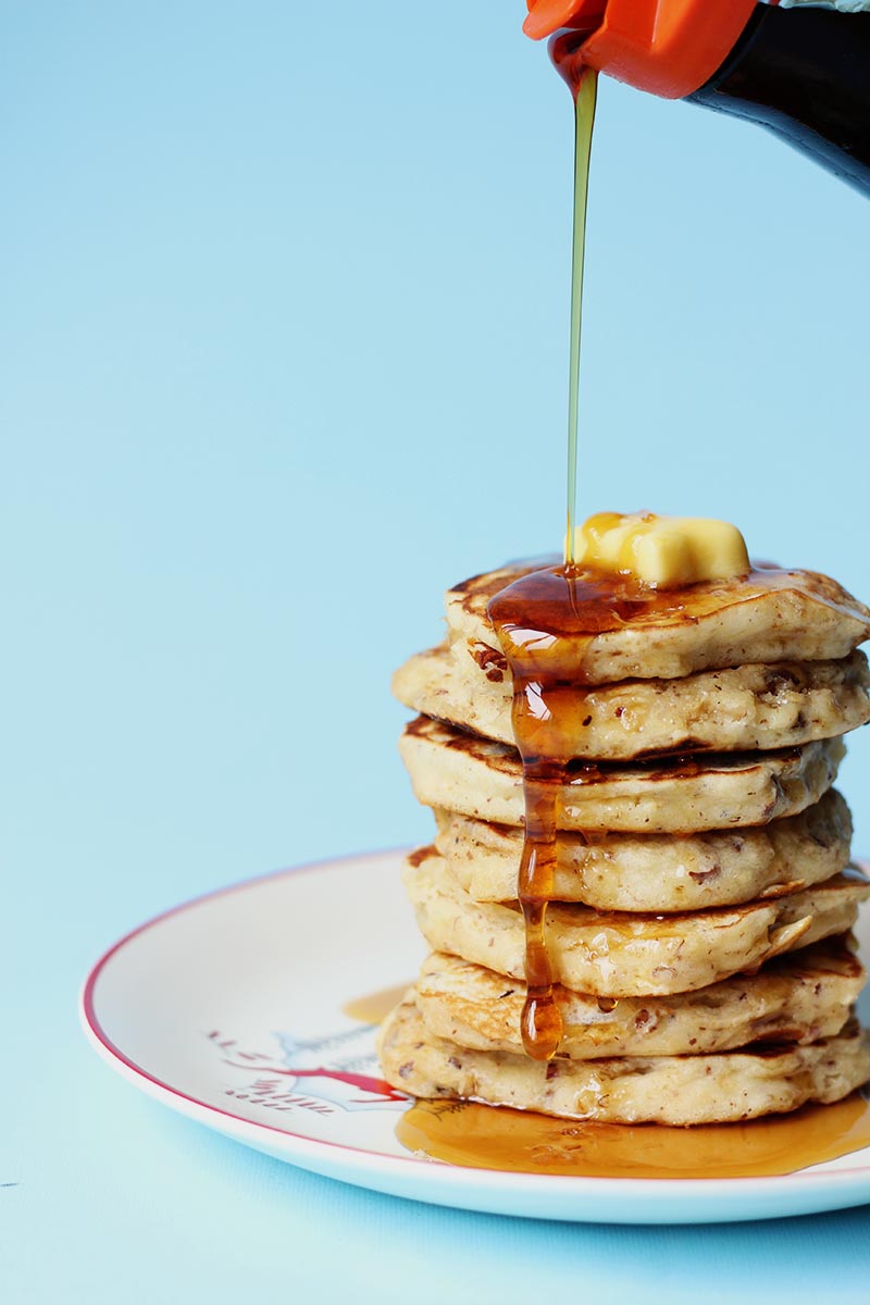 Hazelnut and Oat Pancakes // The Sugar Hit