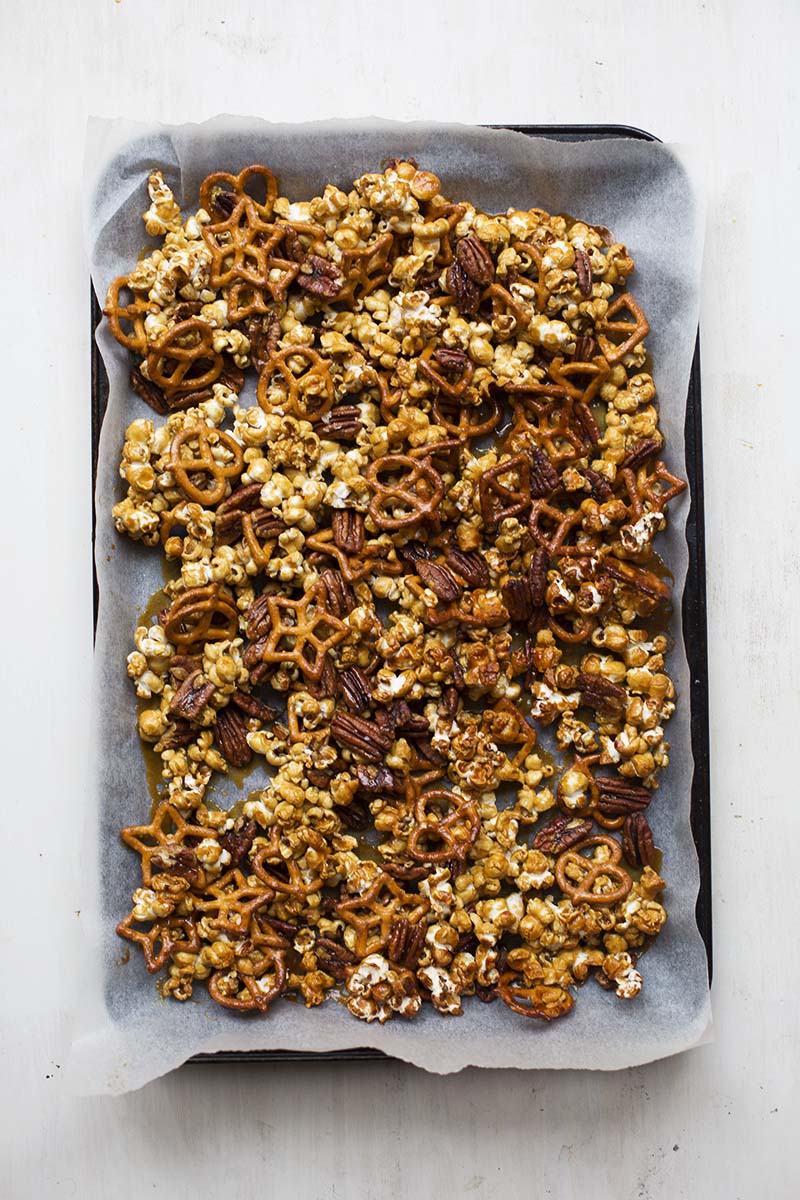 Hipster Homemade Cracker Jack // The Sugar Hit
