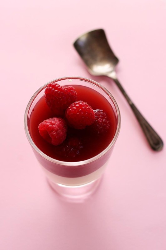 Raspberry & White Chocolate Jelly from 'A Lot on Her Plate' The Sugar Hit