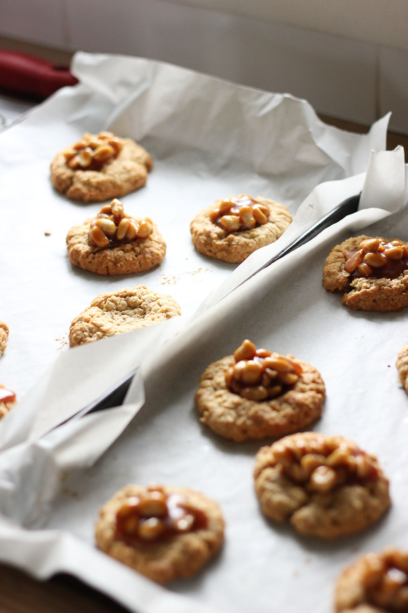 World's Greatest Cookies (Salted Caramel Chocolate Peanut Oat Cookies) // The Sugar Hit